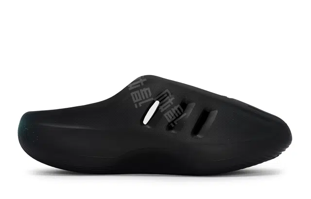 adidas originals adiFOM IIInfinity Mules 811