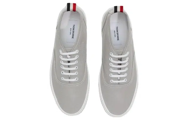 THOM BROWNE