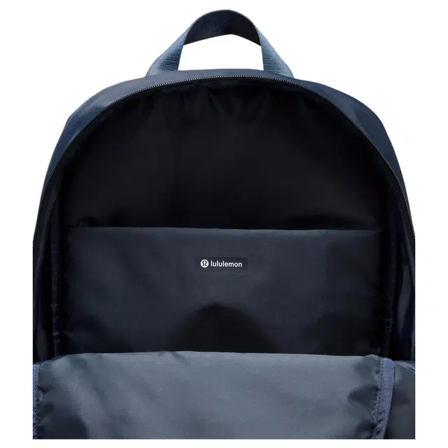 lululemon Everywhere 22L Logo