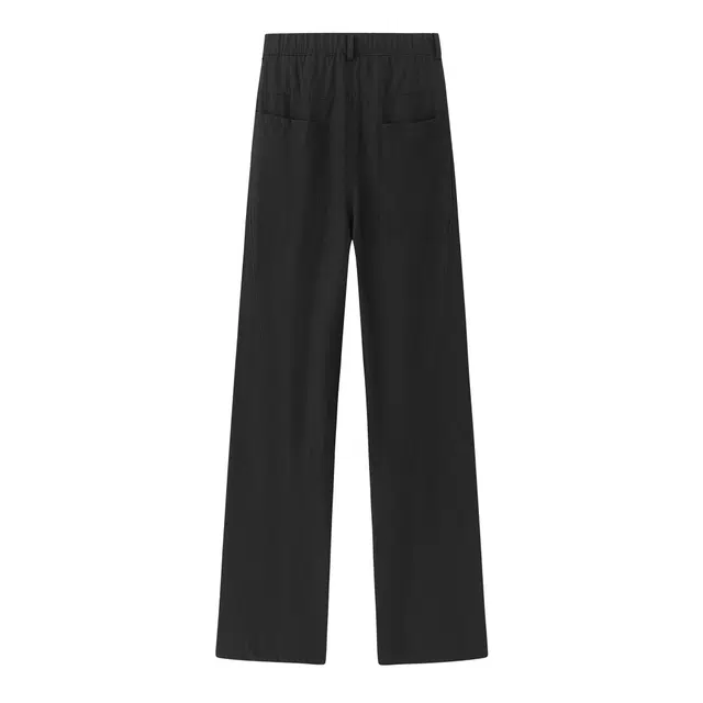 maxim's de paris vibe