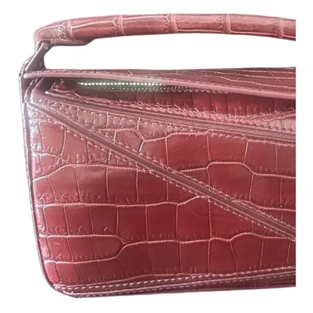 LOEWE Puzzle