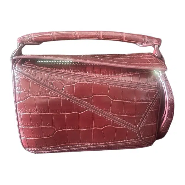 LOEWE Puzzle