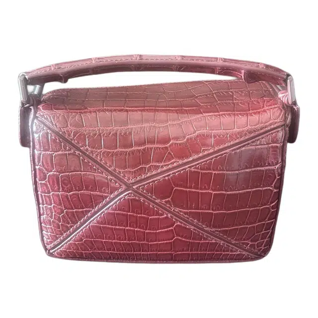 LOEWE Puzzle
