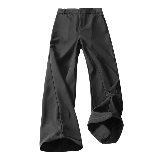 maxim's de paris vibe