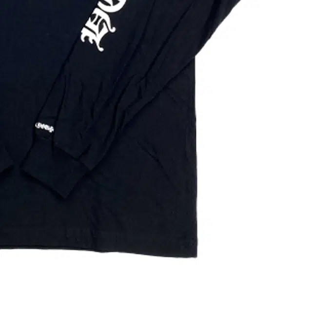 Chrome Hearts T