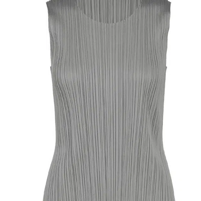 PLEATS PLEASE ISSEY MIYAKE SS22