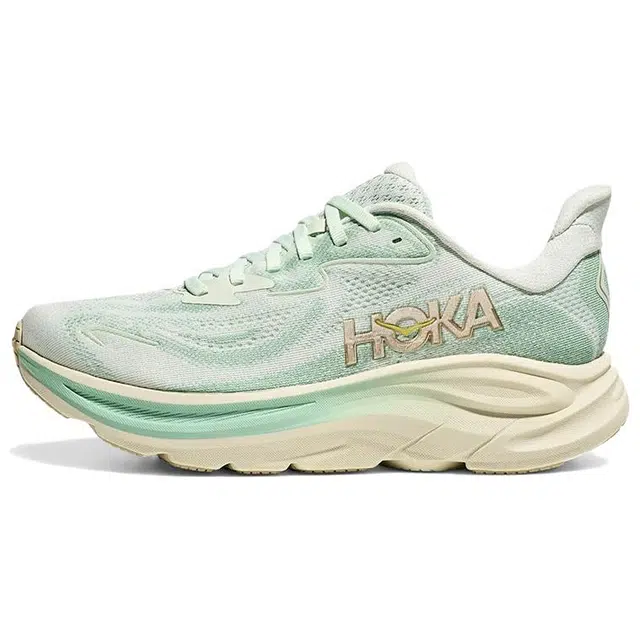 HOKA ONE ONE CLIFTON 10