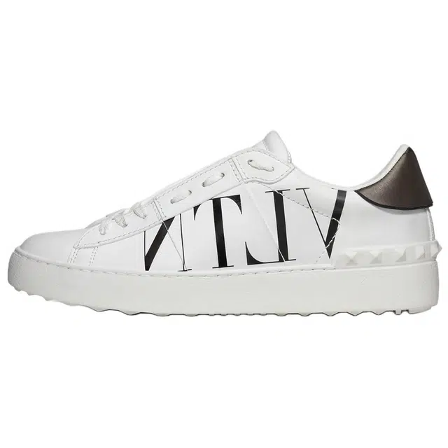 Valentino Open