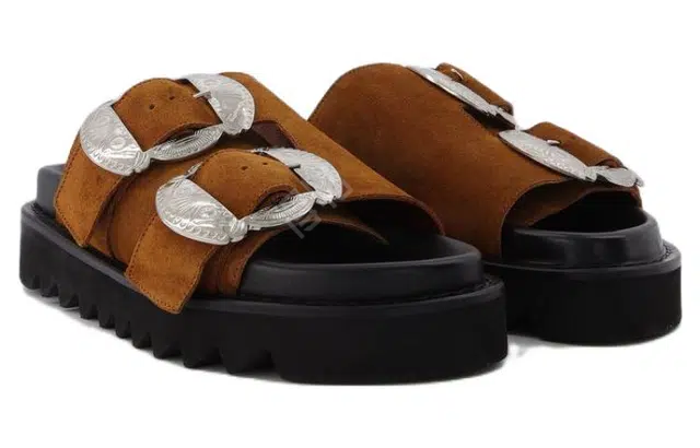 Toga Pulla