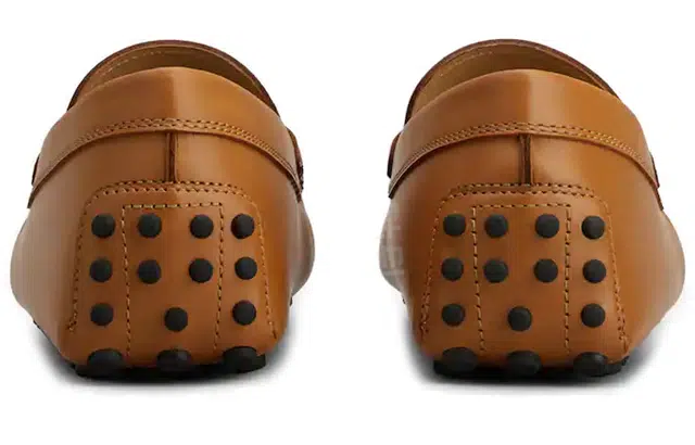 TOD'S