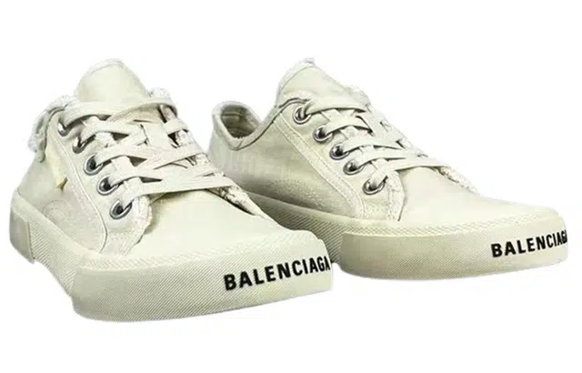 Balenciaga Paris