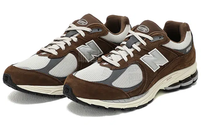 New Balance NB 2002R