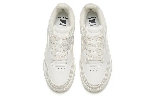 Anta 982