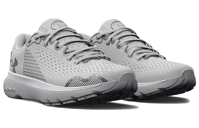 Under Armour Infinite 4 HOVR