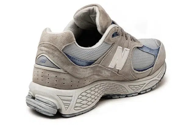New Balance NB 2002R Gore-tex