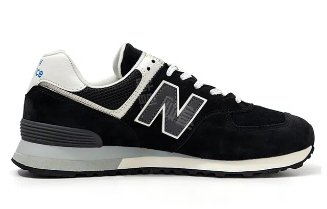 New Balance 574 Black
