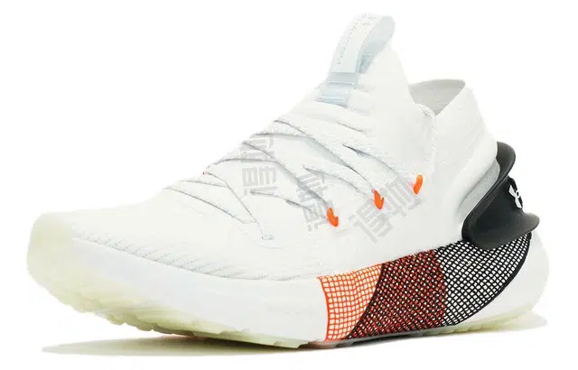 Under Armour HOVR Phantom 3 Launch