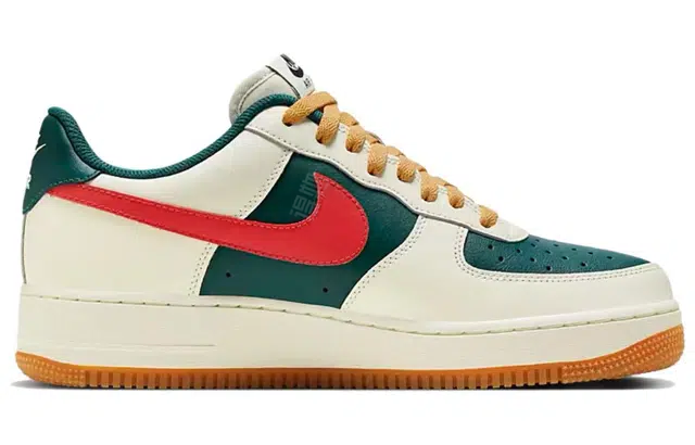 Nike Air Force 1 Low White Green Red