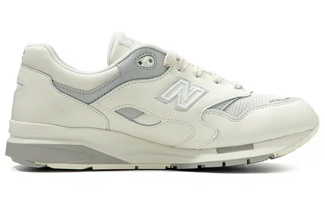 New Balance 1600 White