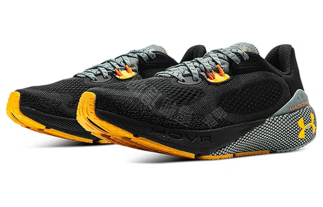 Under Armour HOVR Machina 3 CN
