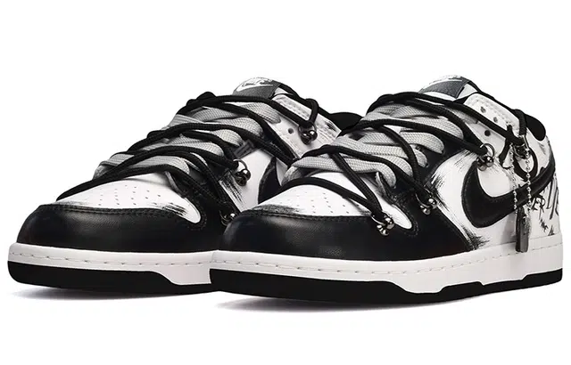 Nike Dunk Low Retro "Black"