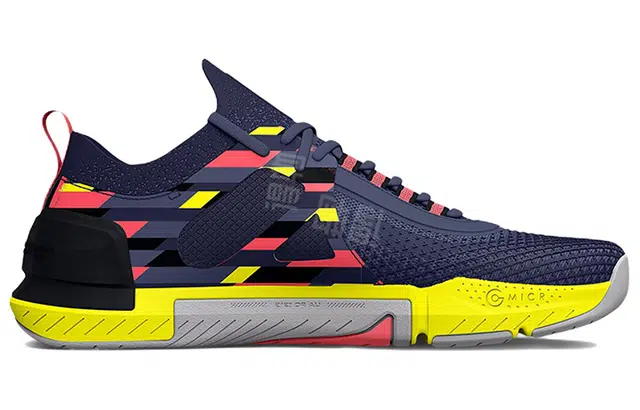 Under Armour TriBase Reign 4 Pro Amp