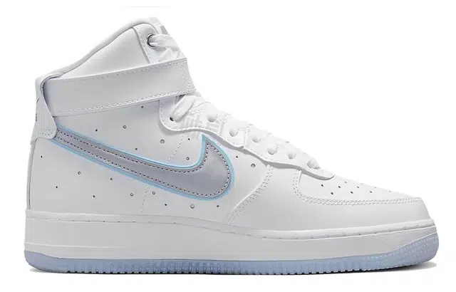 Nike Air Force 1 dare to fly