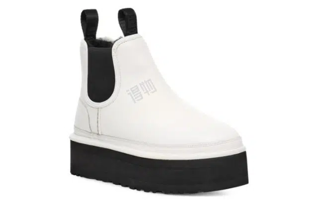 UGG