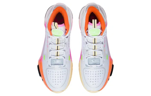 LiNing 4 TPU