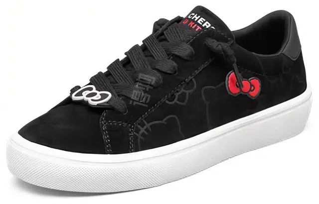 Hello Kitty x Skechers goldie 2.0