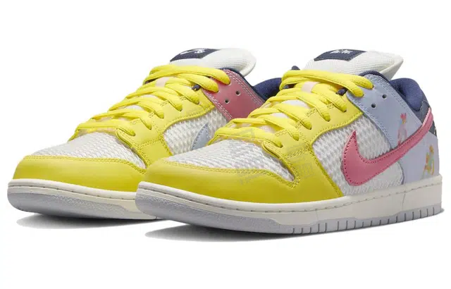 Nike SB Dunk Low "Be True"