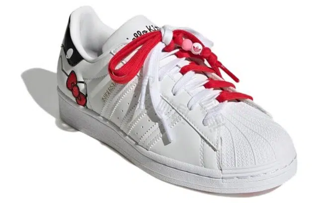 Hello Kitty x adidas originals Superstar