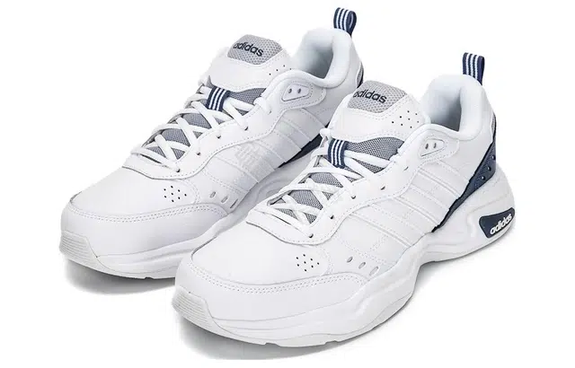 adidas neo Strutter