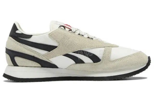 Reebok Victory