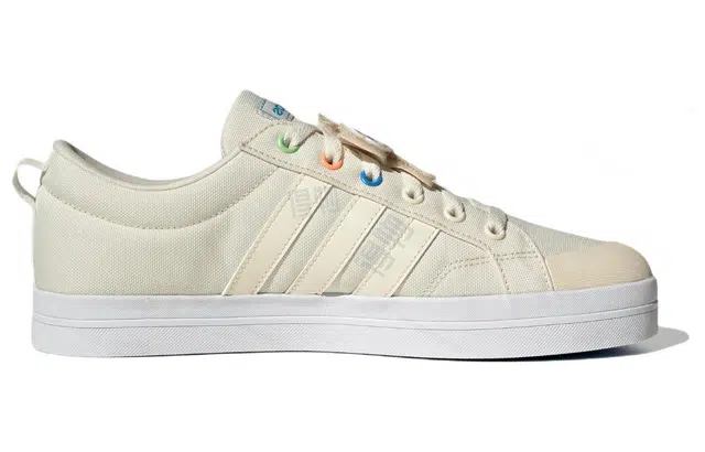 adidas neo Bravada
