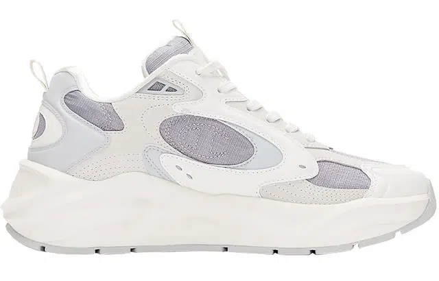 Champion Retro Sports Champ Breaker 1.0