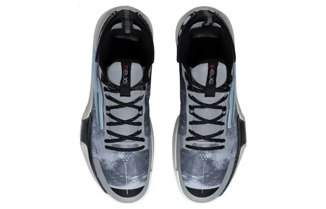 LiNing 9 Premium TPU