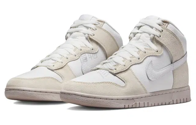 Nike Dunk EMB