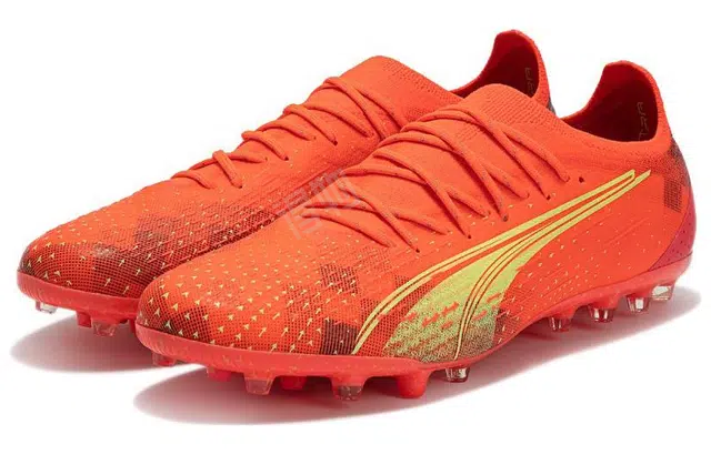 PUMA Ultra Ultimate MG