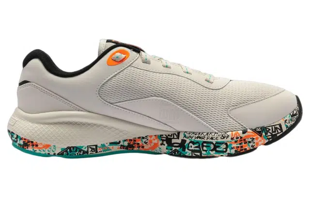 Under Armour Charged Vantage