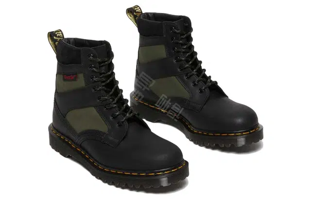 Dr.Martens