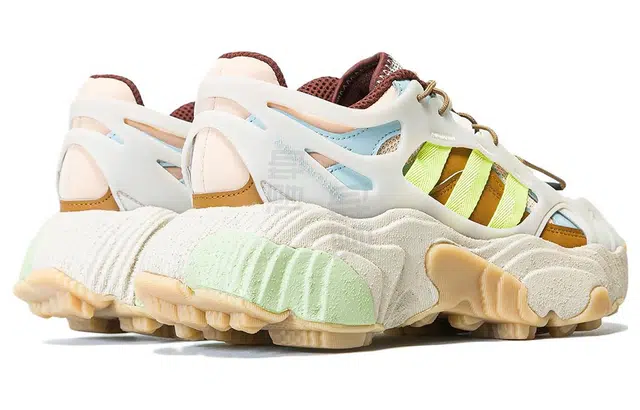 adidas originals Roverend Adventure