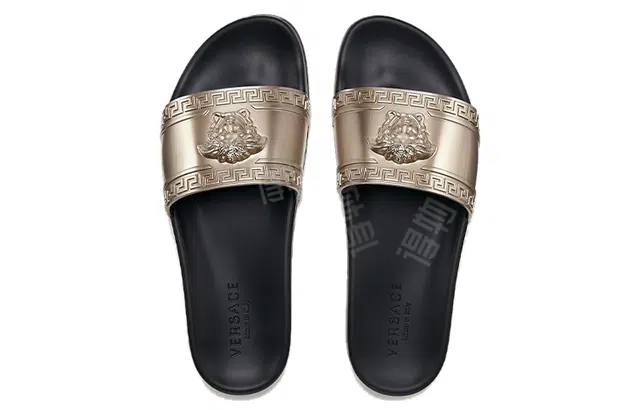 VERSACE