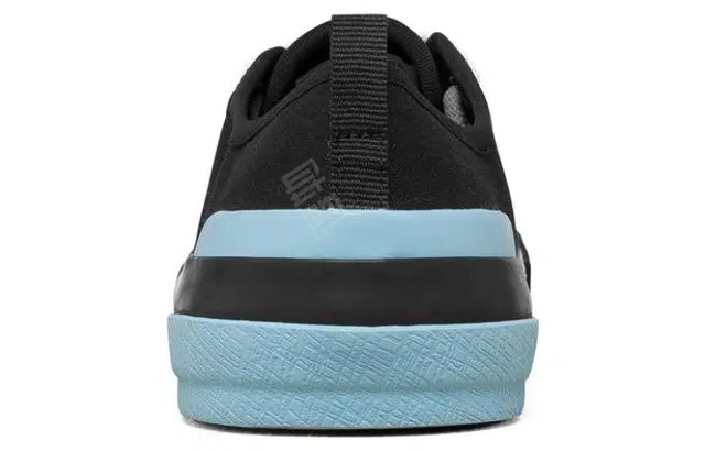 Skechers New Moon