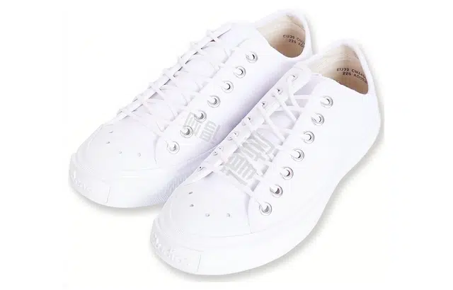 Acne Studios