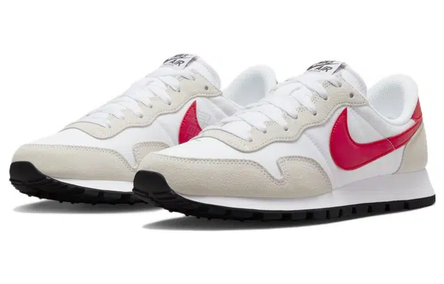 Nike Air Pegasus 83
