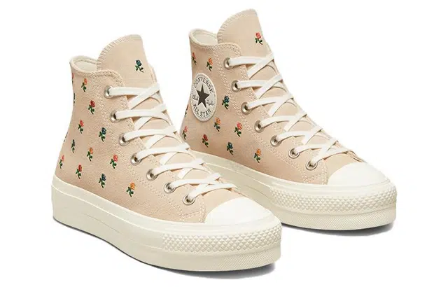 Converse Chuck Taylor All Star Lift