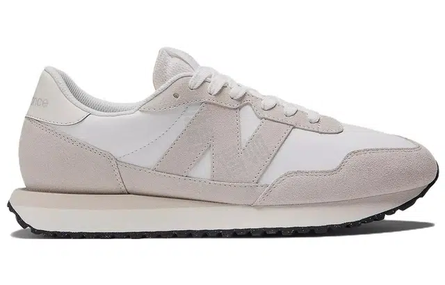 New Balance NB 237