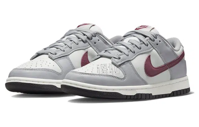 Nike Dunk Low "GreyWhite"