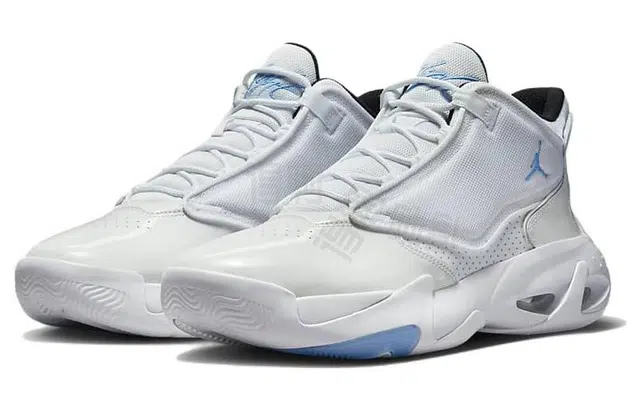 Jordan Max Aura 4